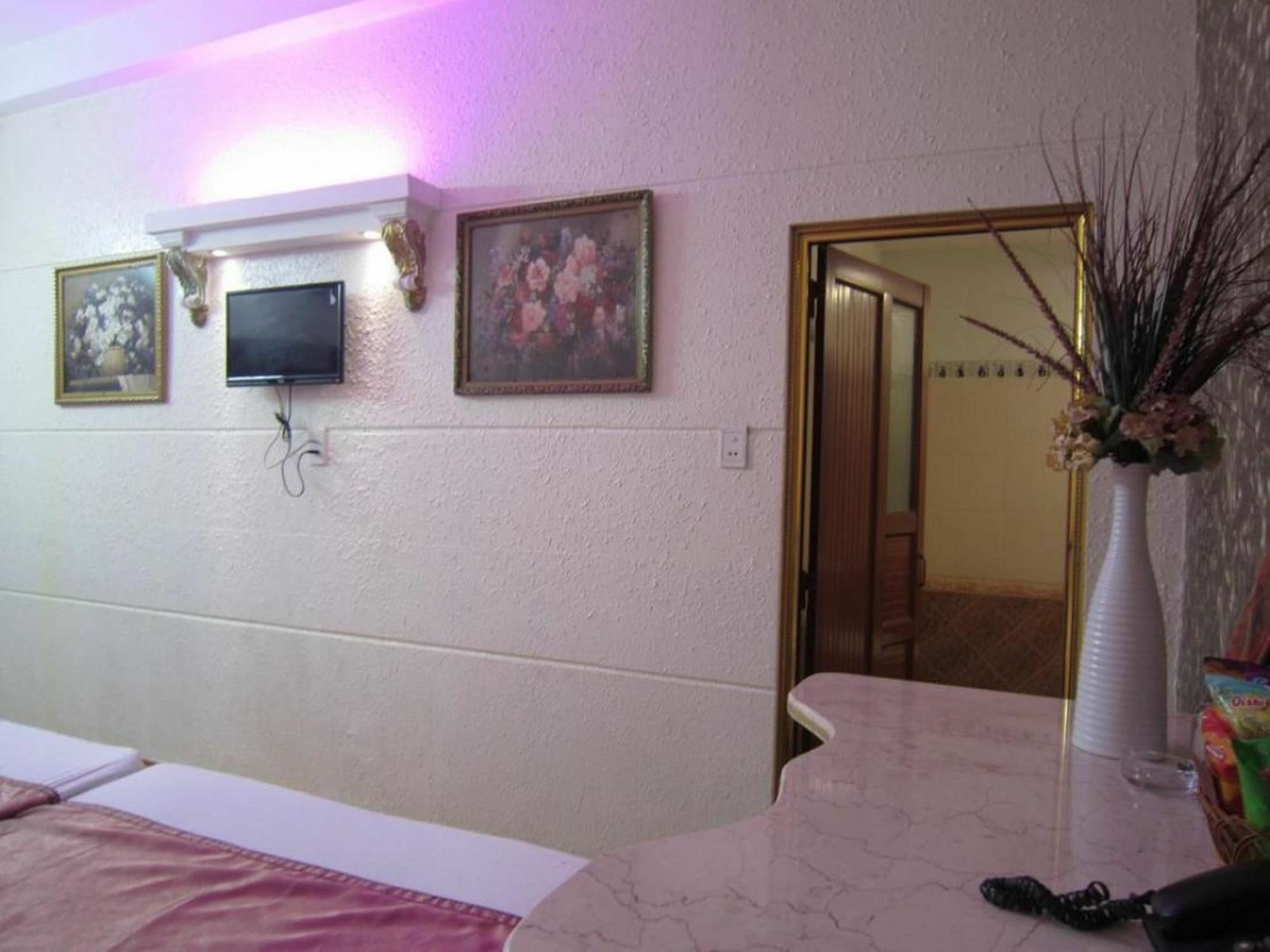 Tan Ha Hotel Хошимін Екстер'єр фото